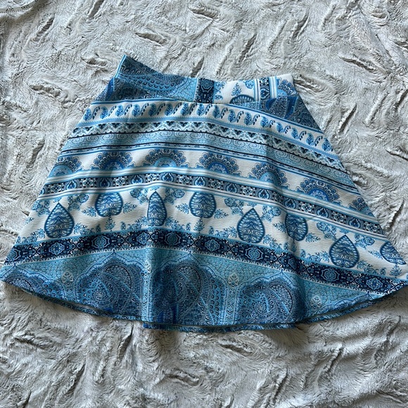 🦋Show Me Your MuMu Skirt🦋 - Picture 5 of 12